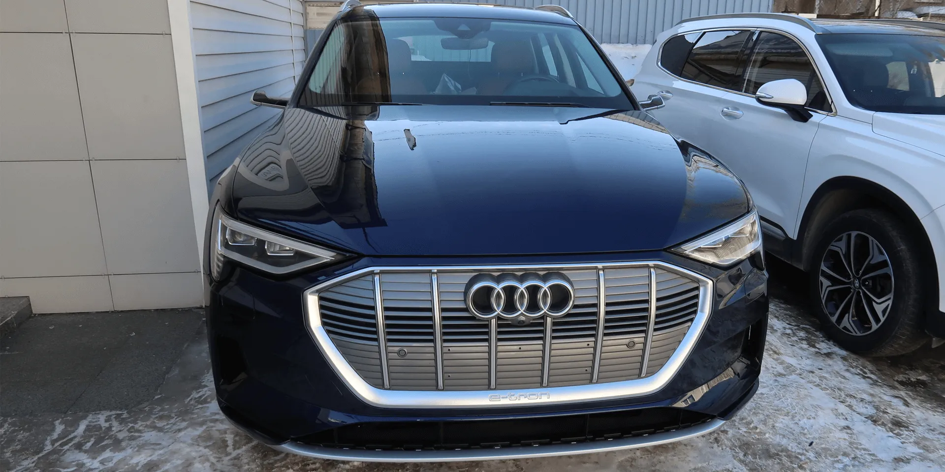 Ремонт кузова автомобиля Ауди Е Трон